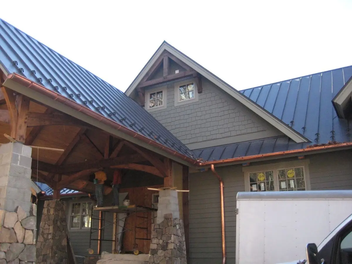 Craftsman Roofing team delivering quality roofing work in Northwest Santa Ana